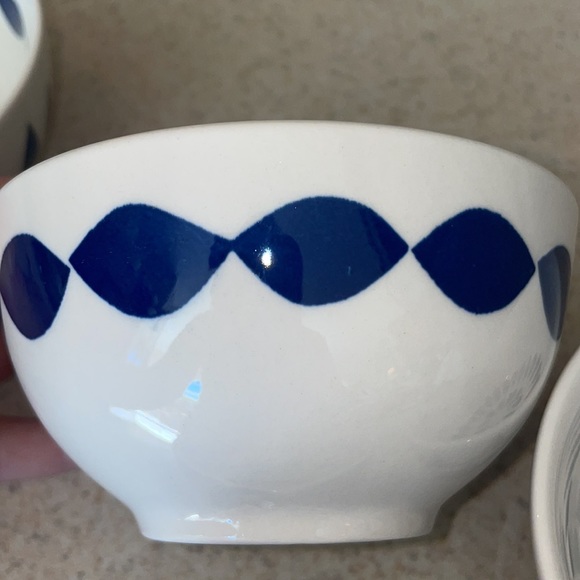 set of 4 new bone China bowls - Picture 15 of 16